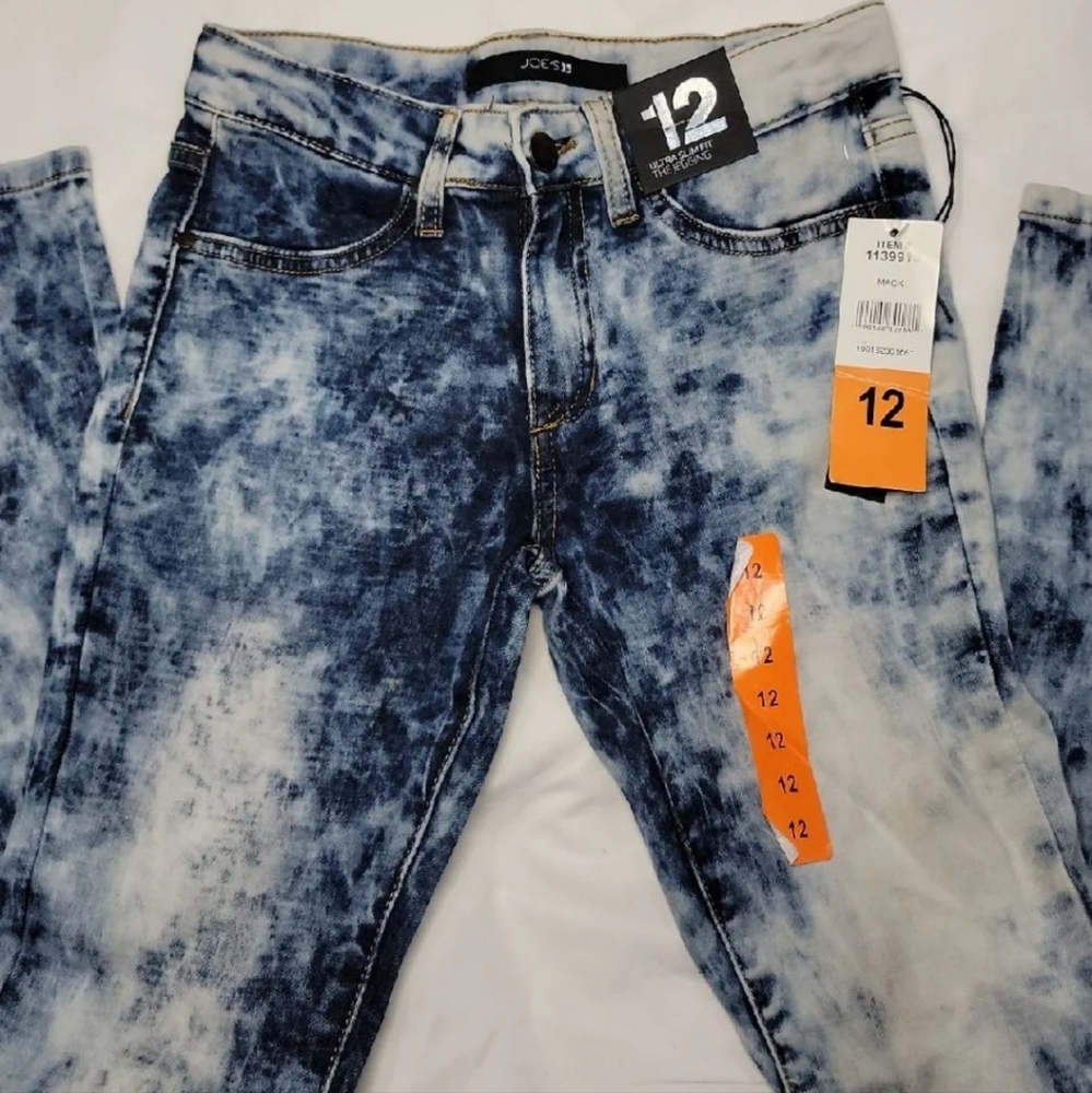 Joe's Distressed slim fit Jeggings size 12